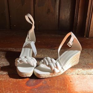 Never worn white wedges.